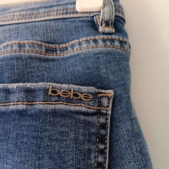 Bebe Y2K Embellished 3D Floral Skinny Denim Jeans Medium Wash 29 - Picture 6 of 11